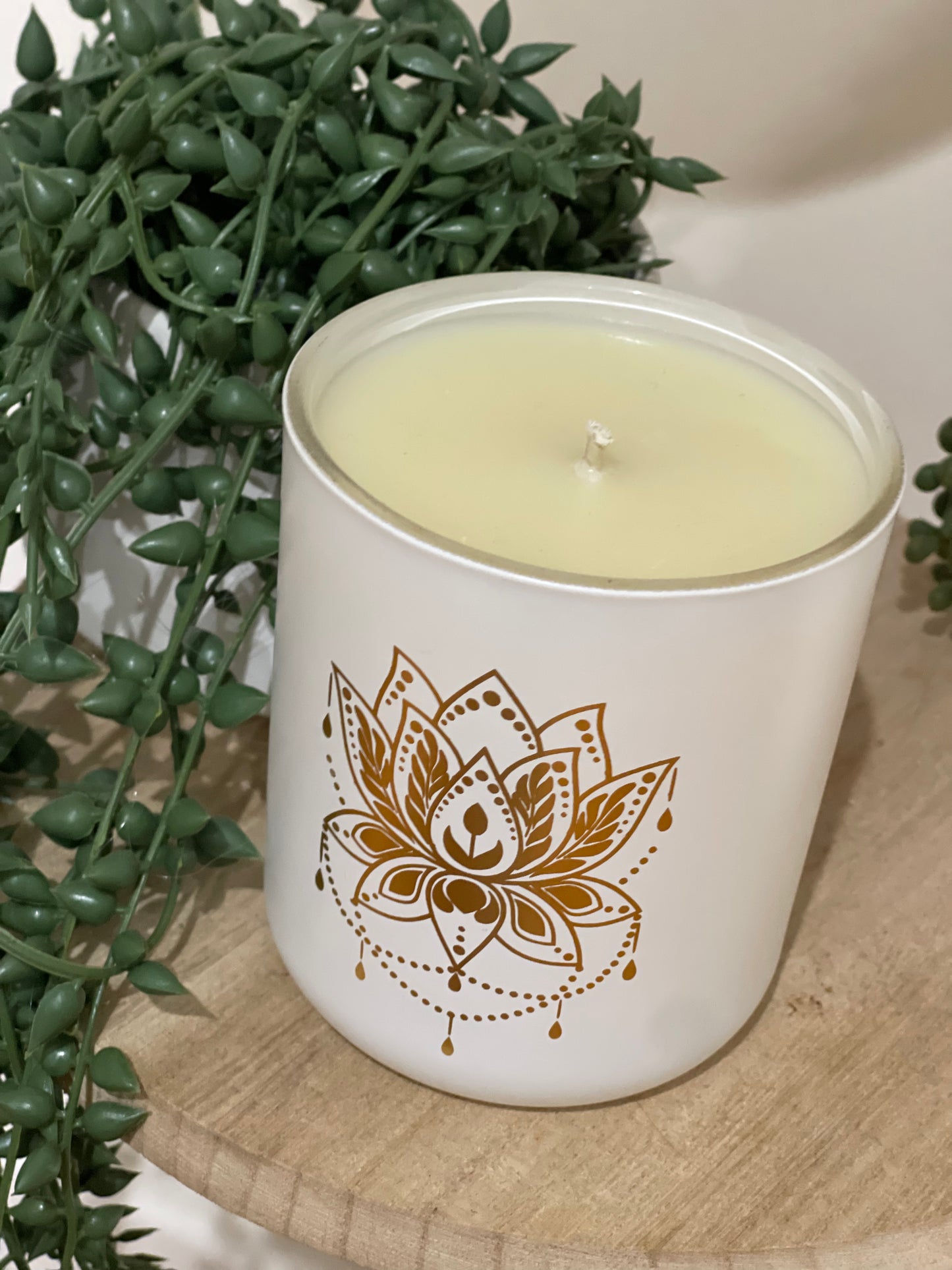 Vanilla Caramel  - Lotus Candle