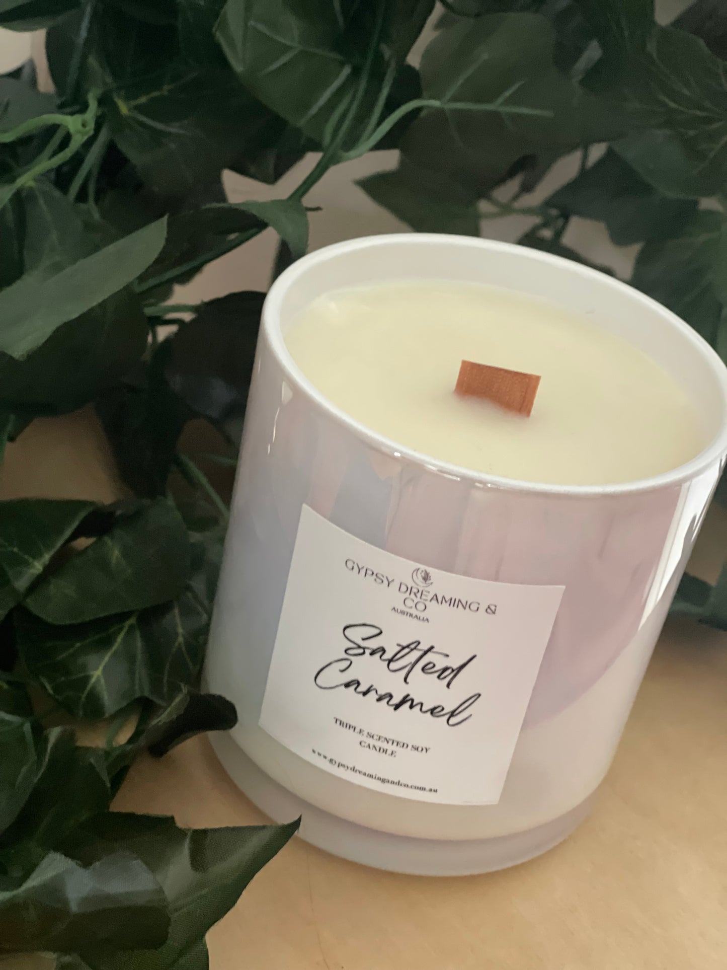 Salted Caramel - Rainbow Aura Candle